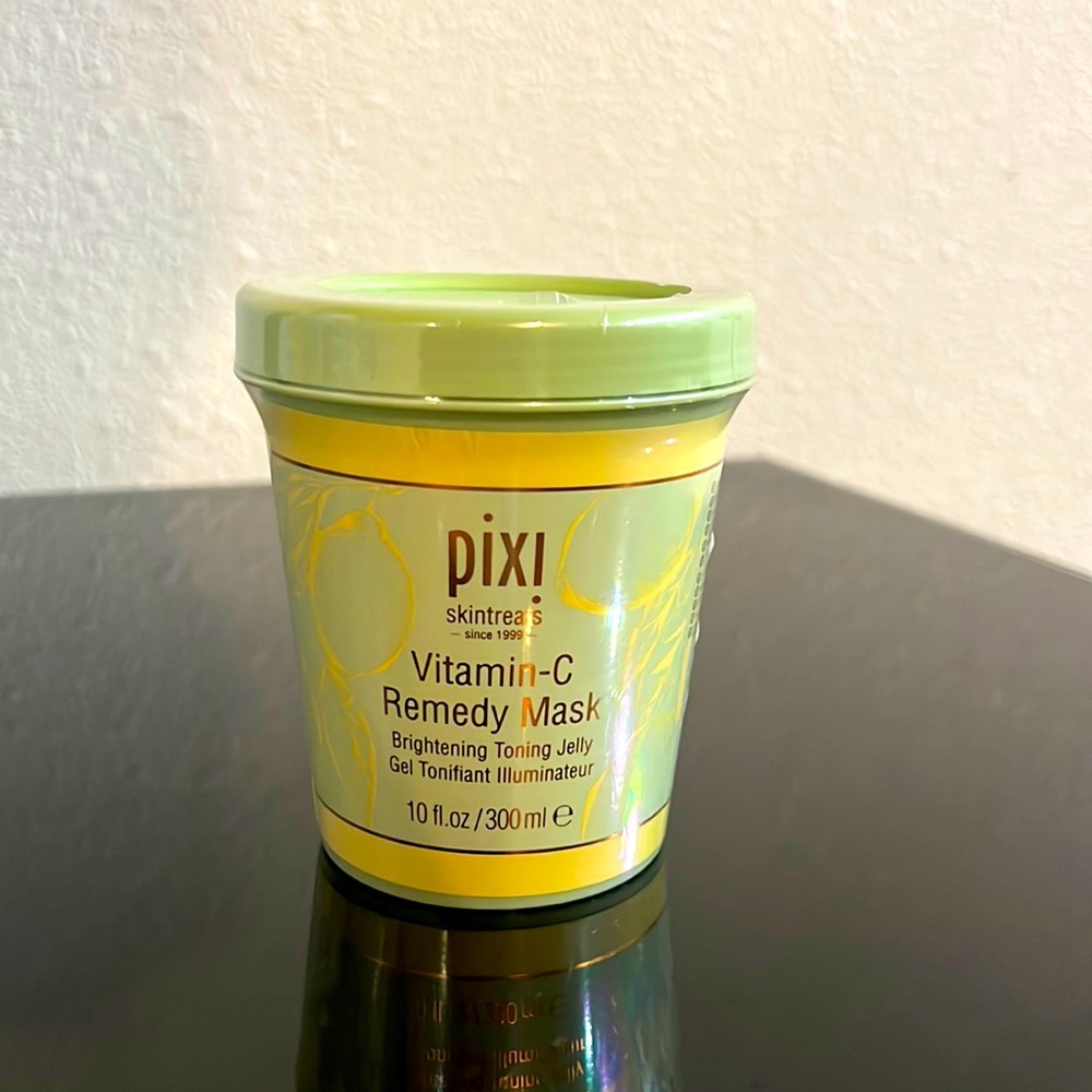 Pixi Skintreats Vitamin-C Remedy Mask - 10 fl oz
